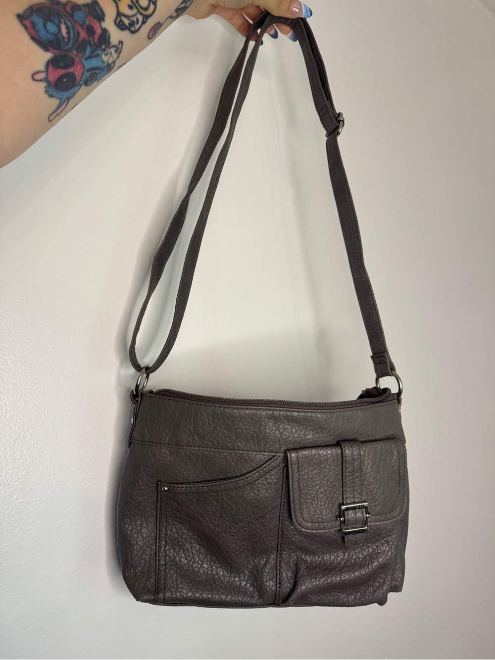 Rosetti Grey Crossbody Purse Shoulder Bag Multi Pocket Adjustable Strap